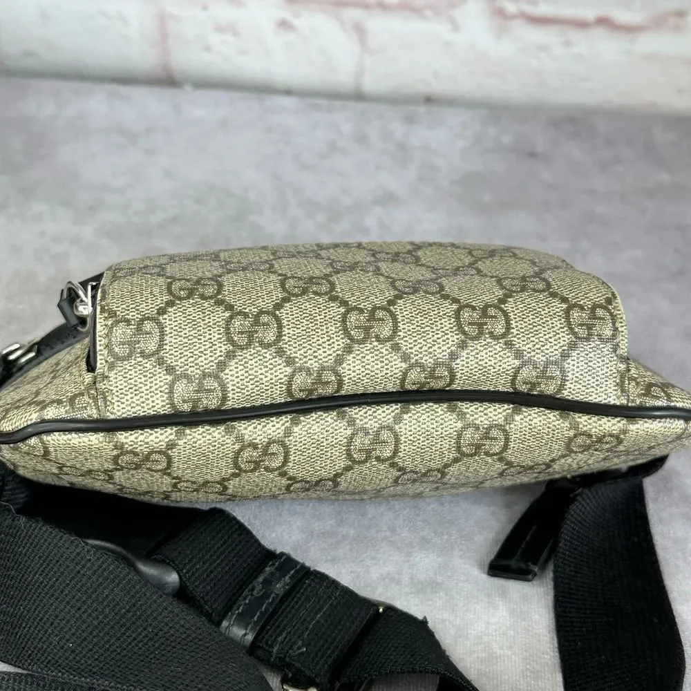 Gucci Beige and Black Belt Bag - Picture 6 of 13